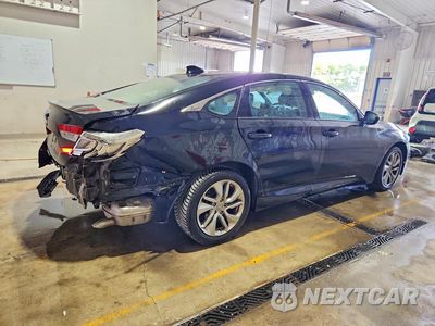 Trzecie zdjęcie samochodu z tyłu: 2018 HONDA ACCORD LX VIN:1HGCV1F11JA141967 - miniatura