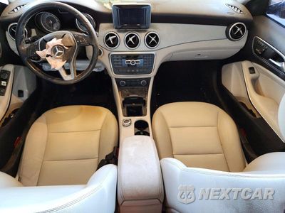 Zdjęcie 8 z 12 samochodu: 2015 MERCEDES-BENZ GLA 250 VIN:WDCTG4EBXFJ119603 - miniatura