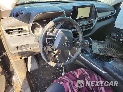 Zdjęcie 8 z 12 samochodu: 2023 TOYOTA HIGHLANDER XLE VIN:5TDKDRBH9PS511718 - miniatura