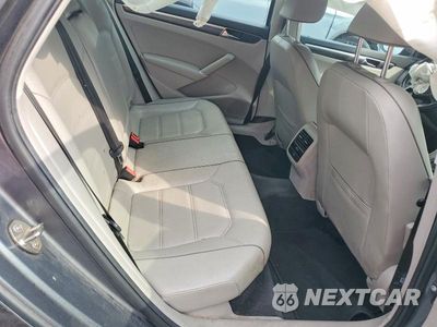 Zdjęcie 10 z 12 samochodu: 2018 VOLKSWAGEN PASSAT SE VIN:1VWBA7A33JC017024 - miniatura
