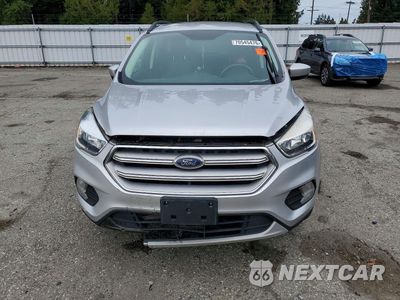 Piąte zdjęcie samochodu w środku: 2018 FORD ESCAPE SE VIN:1FMCU9GD2JUD08145 - miniatura