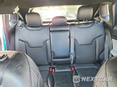 Zdjęcie 10 z 14 samochodu: 2024 JEEP COMPASS LATITUDE VIN:3C4NJDBN5RT591364 - miniatura
