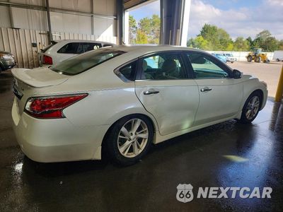 Trzecie zdjęcie samochodu z tyłu: 2015 NISSAN ALTIMA 2.5 SV VIN:1N4AL3AP6FC569067 - miniatura