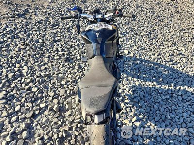 Zdjęcie 6 z 10 samochodu: 2020 YAMAHA MT09 VIN:JYARN53E4LA007850 - miniatura