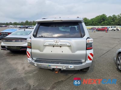 Zdjęcie 6 z 14 samochodu: 2020 TOYOTA 4RUNNER SR5 PREMIUM VIN:JTEBU5JR6L5760119 - miniatura