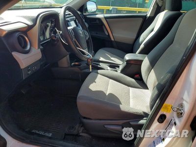 Zdjęcie 7 z 12 samochodu: 2015 TOYOTA RAV4 LE VIN:2T3BFREV7FW266510 - miniatura