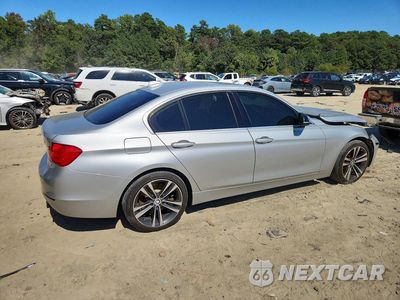 Trzecie zdjęcie samochodu z tyłu: 2015 BMW 335 XI VIN:WBA3B9C54FF589494 - miniatura