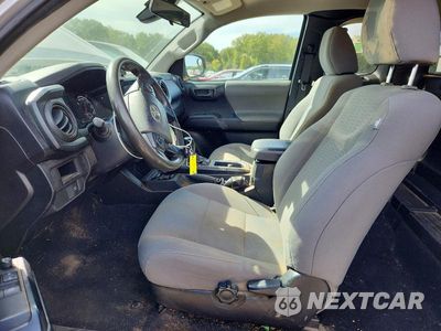 Zdjęcie 7 z 12 samochodu: 2019 TOYOTA TACOMA SR VIN:5TFRX5GN7KX153650 - miniatura