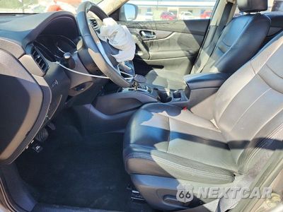 Zdjęcie 7 z 13 samochodu: 2017 NISSAN ROGUE SV VIN:KNMAT2MV4HP597721 - miniatura