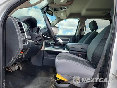 Zdjęcie 7 z 12 samochodu: 2016 RAM 1500 SLT VIN:1C6RR6LT0GS262788 - miniatura