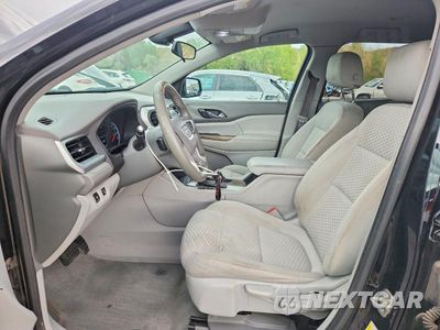 Zdjęcie 7 z 13 samochodu: 2017 GMC ACADIA SLE VIN:1GKKNKLA6HZ160390 - miniatura
