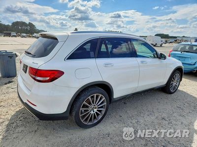 Trzecie zdjęcie samochodu z tyłu: 2018 MERCEDES-BENZ GLC 300 4MATIC VIN:WDC0G4KB9JV064294 - miniatura