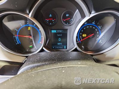 Zdjęcie 9 z 12 samochodu: 2015 CHEVROLET CRUZE LS VIN:1G1PA5SH3F7178599 - miniatura