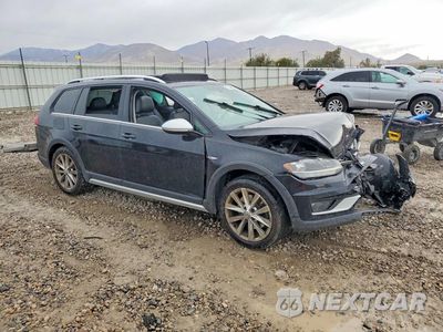 Czwarte zdjęcie samochodu z boku: 2019 VOLKSWAGEN GOLF ALLTRACK S VIN:3VWH17AU1KM510154 - miniatura
