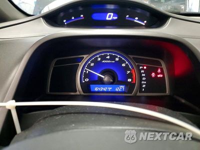 Zdjęcie 9 z 12 samochodu: 2010 HONDA CIVIC LX VIN:19XFA1F56AE081627 - miniatura