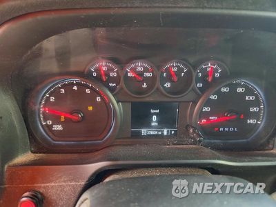 Zdjęcie 9 z 12 samochodu: 2020 CHEVROLET SILVERADO K2500 HEAVY DUTY VIN:1GC2YLE77LF222156 - miniatura