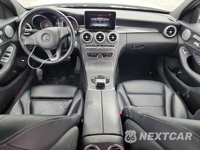 Zdjęcie 8 z 13 samochodu: 2016 MERCEDES-BENZ C 300 4MATIC VIN:55SWF4KB8GU134182 - miniatura
