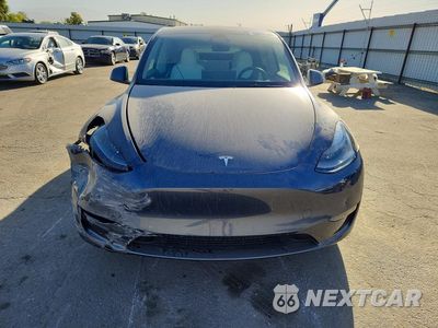 Piąte zdjęcie samochodu w środku: 2023 TESLA MODEL Y VIN:7SAYGDEE0PF927251 - miniatura