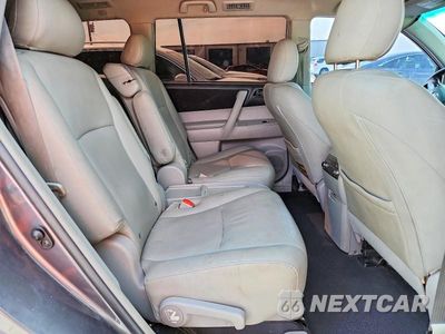 Zdjęcie 11 z 14 samochodu: 2011 TOYOTA HIGHLANDER BASE VIN:5TDZK3EH8BS038173 - miniatura