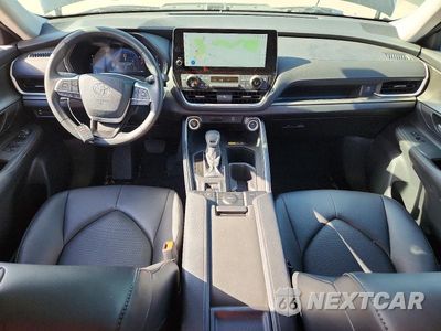 Zdjęcie 8 z 13 samochodu: 2026 TOYOTA GRAND HIGHLANDER XLE VIN:5TDAAAA50TS039738 - miniatura