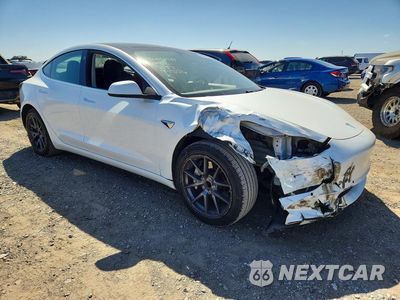 Czwarte zdjęcie samochodu z boku: 2019 TESLA MODEL 3 VIN:5YJ3E1EAXKF425249 - miniatura