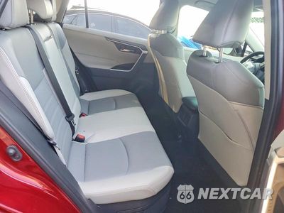 Zdjęcie 10 z 12 samochodu: 2023 TOYOTA RAV4 XLE PREMIUM VIN:JTMB6RFV5PD115758 - miniatura
