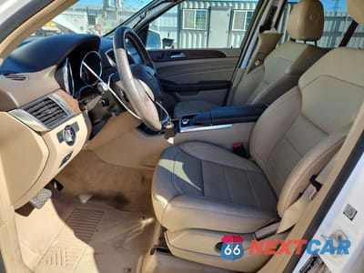 Zdjęcie 7 z 13 samochodu: 2015 MERCEDES-BENZ ML 350 VIN:4JGDA5JB2FA557129 - miniatura