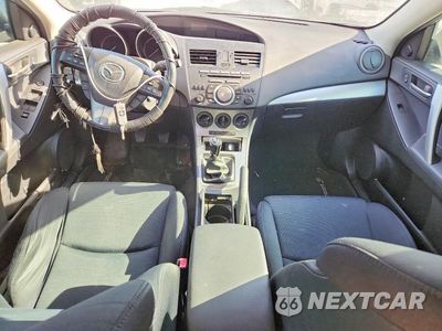 Zdjęcie 8 z 12 samochodu: 2011 MAZDA 3 S VIN:JM1BL1U56B1434402 - miniatura