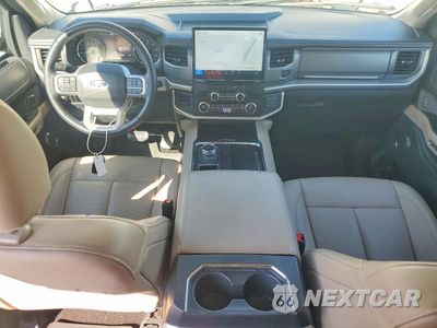 Zdjęcie 8 z 13 samochodu: 2023 FORD EXPEDITION XLT VIN:1FMJU1H83PEA57648 - miniatura