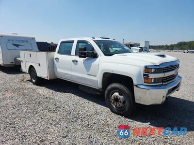 Czwarte zdjęcie samochodu z boku: 2017 CHEVROLET SILVERADO C3500 VIN:1GB4CYCY3HF185781 - miniatura