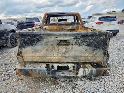 Zdjęcie 6 z 11 samochodu: 2016 CHEVROLET SILVERADO K2500 HEAVY DUTY VIN:1GC2KUEG5GZ380796 - miniatura