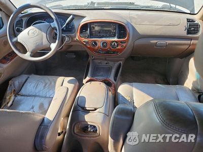 Zdjęcie 8 z 12 samochodu: 2004 TOYOTA TUNDRA LIMITED VIN:5TBBT48114S443287 - miniatura