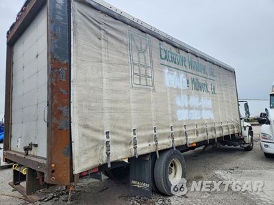 Trzecie zdjęcie samochodu z tyłu: 2012 INTERNATIONAL 4300 CURTAIN SIDE TRUCK VIN:1HTJTSKL7CJ581545 - miniatura