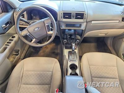 Zdjęcie 8 z 13 samochodu: 2010 FORD FUSION SE VIN:3FAHP0HA3AR326488 - miniatura