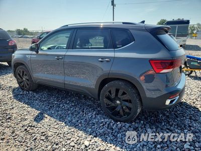 Drugie zdjęcie samochodu z przodu: 2024 VOLKSWAGEN TAOS SE VIN:3VVVX7B2XRM018123 - miniatura