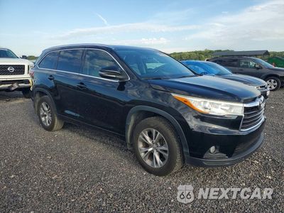 Czwarte zdjęcie samochodu z boku: 2015 TOYOTA HIGHLANDER XLE VIN:5TDJKRFH2FS131856 - miniatura