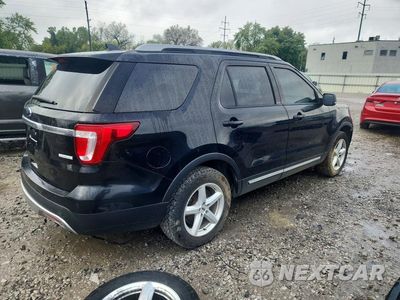 Trzecie zdjęcie samochodu z tyłu: 2017 FORD EXPLORER XLT VIN:1FM5K7DH5HGD17909 - miniatura