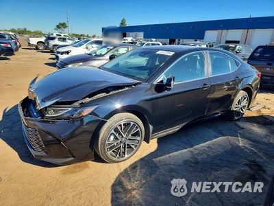 2025 TOYOTA CAMRY XLE 4T1DAACK0SU067271 - główne zdjęcie licytacji z USA - miniatura