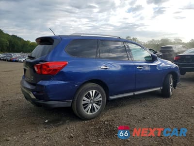 Trzecie zdjęcie samochodu z tyłu: 2018 NISSAN PATHFINDER SV VIN:5N1DR2MM4JC637405 - miniatura