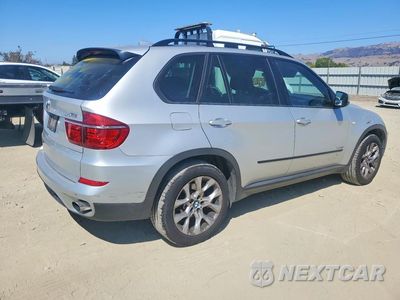 Trzecie zdjęcie samochodu z tyłu: 2012 BMW X5 XDRIVE35I VIN:5UXZV4C57CL748205 - miniatura