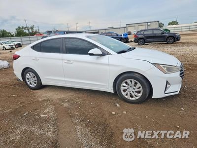 Czwarte zdjęcie samochodu z boku: 2019 HYUNDAI ELANTRA SE VIN:5NPD74LF3KH427764 - miniatura