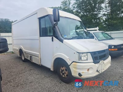 Czwarte zdjęcie samochodu z boku: 2013 ISUZU NPR VIN:JALB4T179D7W00330 - miniatura