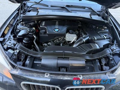 Zdjęcie 7 z 10 samochodu: 2014 BMW X1 XDRIVE28I VIN:WBAVL1C57EVY21727 - miniatura