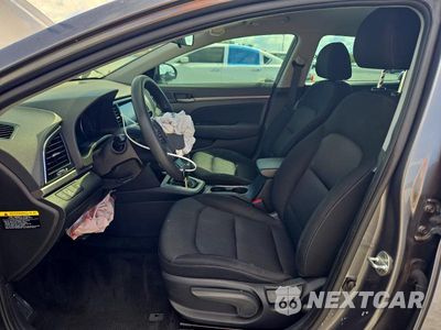 Zdjęcie 7 z 13 samochodu: 2018 HYUNDAI ELANTRA SEL VIN:5NPD84LF8JH280742 - miniatura