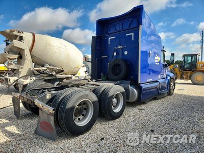 Trzecie zdjęcie samochodu z tyłu: 2020 PETERBILT 579 SEMI TRUCK VIN:1XPBDP9X8LD656402 - miniatura