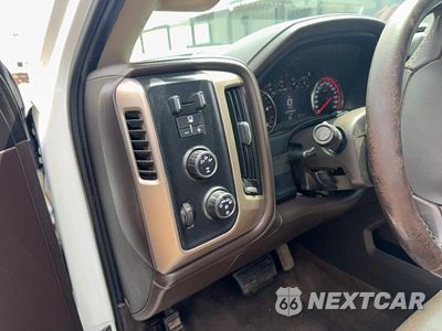 Zdjęcie 13 z 14 samochodu: 2015 GMC SIERRA K2500 DENALI VIN:1GT120E85FF601018 - miniatura