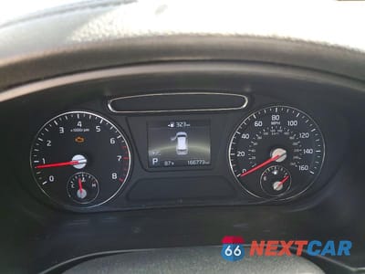 Zdjęcie 9 z 13 samochodu: 2020 KIA SORENTO S VIN:5XYPG4A56LG671070 - miniatura