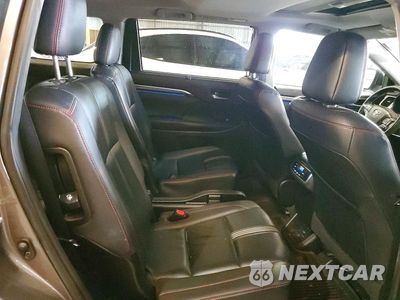 Zdjęcie 11 z 13 samochodu: 2019 TOYOTA 21CQ VIN:5TDJZRFH2KS620456 - miniatura