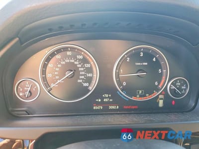 Zdjęcie 9 z 13 samochodu: 2015 BMW X5 XDRIVE35D VIN:5UXKS4C53F0J99117 - miniatura