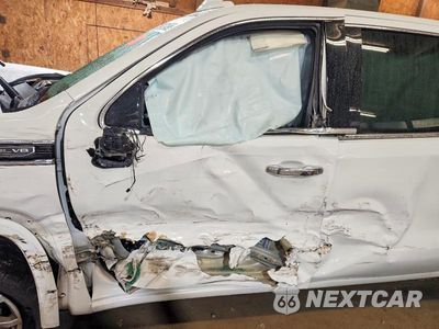 Zdjęcie 7 z 11 samochodu: 2020 GMC SIERRA K1500 SLT VIN:3GTU9DED5LG306895 - miniatura